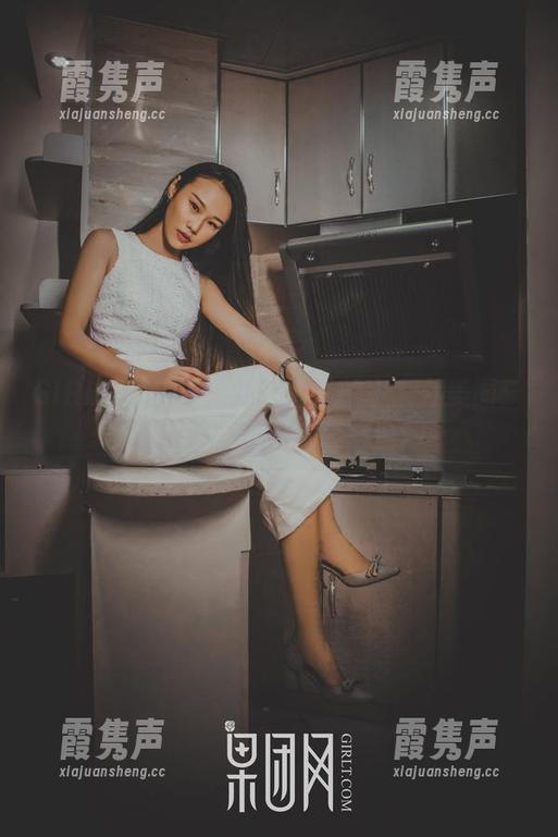 GIRLT果团网 - 办公室里的小九九美图：精选那些意外的灵感时刻