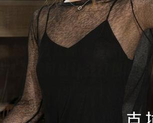 KelaGirls克拉女神 – 慕菲的写真探险：那条连衣裙可以让我打包带走吗？