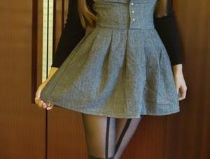 TuiGirl推女郎 – 何奕恋作品集:在海边寻找最美的自己