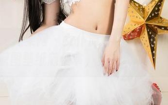 UGirls尤果网 – 女仆游走于诗朵雅的镜头，原图壁纸随便拿，就问你敢不敢？