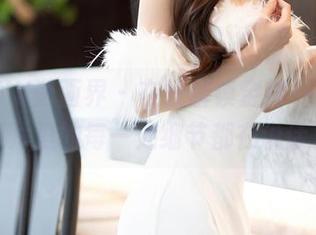 XIAOYU语画界 – 在线解锁金纯一网袜，图片里的每一处细节都在说话。
