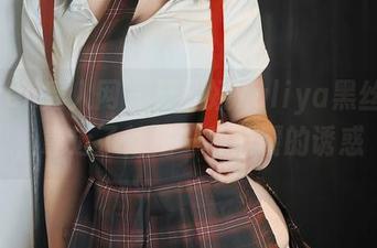 Xiuren秀人网 – 严利娅Yuliya黑丝美图，靠近了就是一种颠覆的诱惑