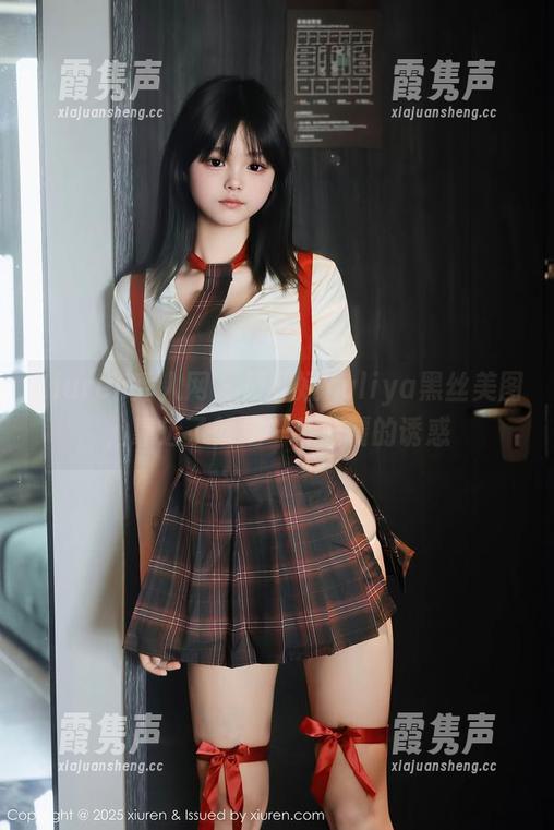 Xiuren秀人网-严利娅Yuliya Xiuren秀人网 - 严利娅Yuliya黑丝美图,靠近了就是一种颠覆的诱惑