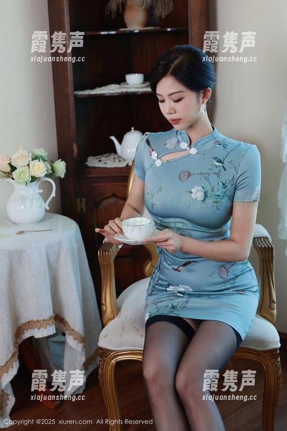 Xiuren秀人网 - 透明，伊小七MoMo的写真让你在图片中感受水波荡漾
