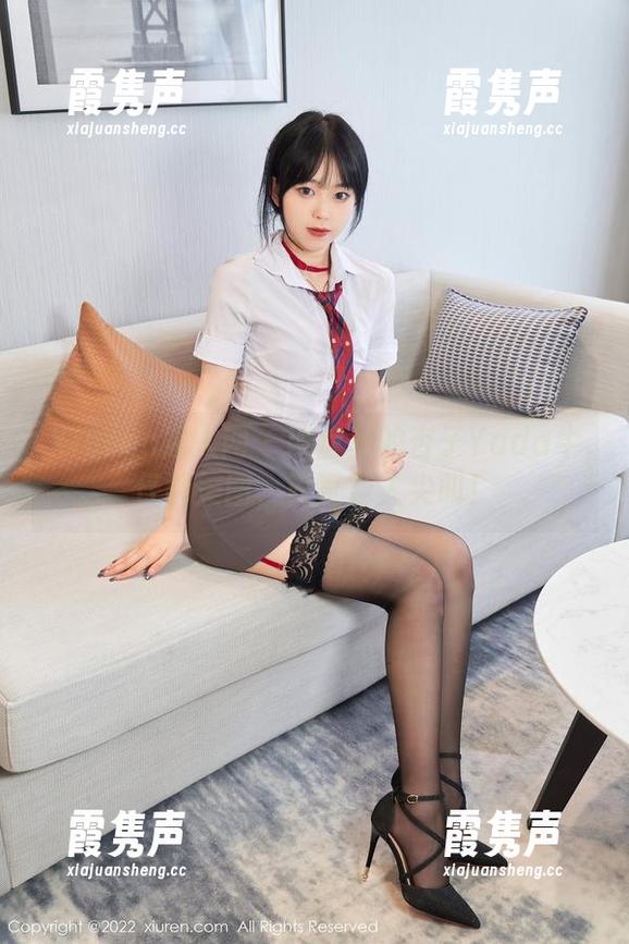 Xiuren秀人网-杏子Yada Xiuren秀人网 - 网盘里的杏子Yada牛仔裤美图,简直要人尖叫!