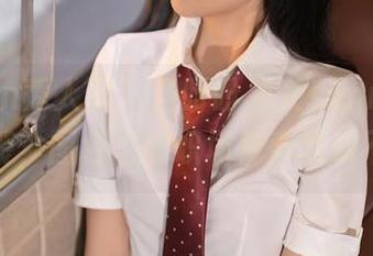 Xiuren秀人网 – 当盼盼龙女sunny穿上职业装，图包里的职场传奇欢乐不断！