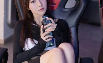 Xiuren秀人网 – 鱼子酱Fish的模特合集：每一张都想下载到手机里