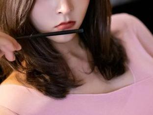 丽柜 – 图包更新！佳怡的套装，你买得起的奢华范儿！