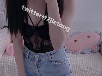原图大揭秘：二阶堂宅绘子的温柔瞬间，细腻如她的笔触，真让我想多看几眼。