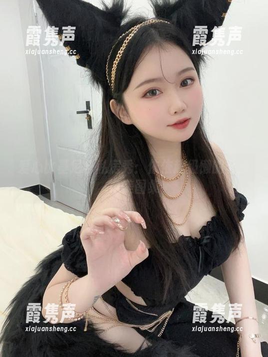 依依超级懒 爱心比基尼与私房秀:依依超级懒的七夕绝美图集