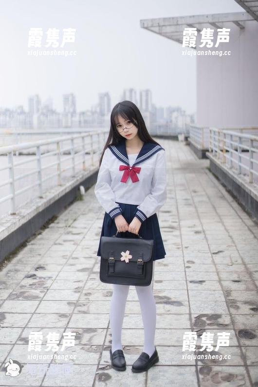 伊莉亚在兔玩映画的最新美图中，完美诠释了‘春天的气息’！从头美到脚！