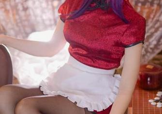 尝试浴缸里的和服，兔玩映画这组照片合集让人忍不住想要跳进去，尤其是在这样的氛围里。
