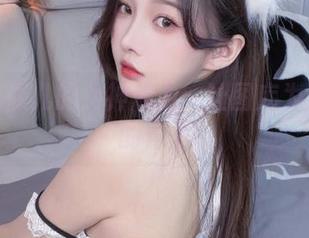 小小奶瓶儿的女神魅力:让图库为之惊叹的作品