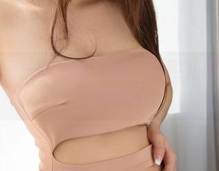 尤果网 – 一秒变身女神：黛熙儿皮衣写真合集曝光