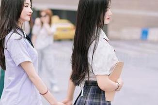 尤蜜荟 – 思淇Sukiii的美图：在办公室也能散发无限魅力的职业装！