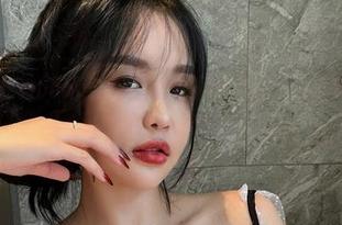 微密圈 – 张鑫baby全集—蝴蝶结&比基尼，阳光下的游乐场，尽情享受吧！