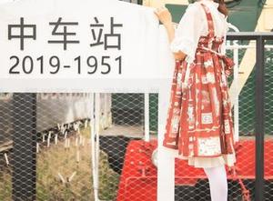 梦丝女神 – 福利写真：灵唯白色，像晨曦里的一缕温柔。