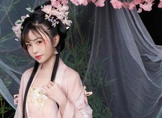 爆机少女喵小吉的赛博朋克-超梦，免费图片分享，竟然没有人推？