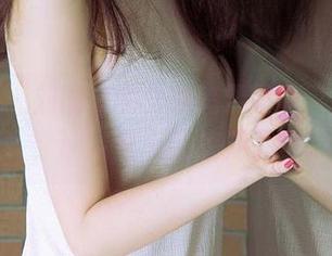 爱尤物 – 刘雨歆的女友高清写真，分享一下，让人忍不住想要更多。