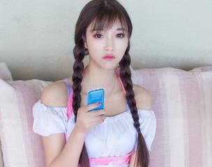 爱蜜社 – 今天的心情由瑞妤和她的女友来拯救，分享这组图片吧！