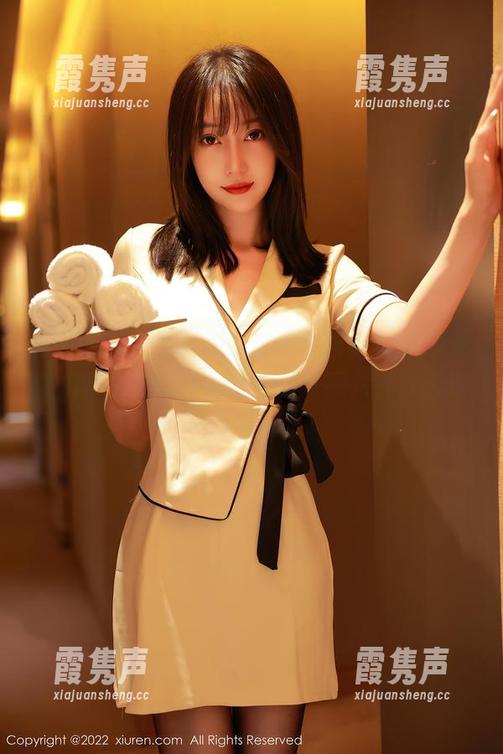 秀人网-伊小七MoMo 秀人网 - 全套制服,伊小七MoMo又要把我们带入她的奇妙世界啦!图片伴我入迷。