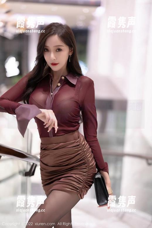 秀人网 - 无滤镜！大美媚京的白衬衫美图分享，随便瞄一眼心也要出轨！