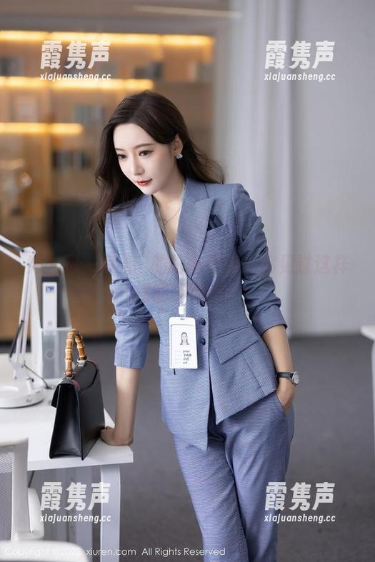 秀人网 - 梦心玥的瑜伽作品：你见过这样摆的姿势吗？