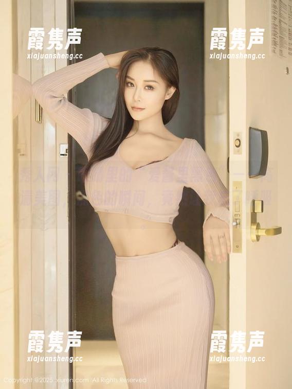秀人网 - 眼睛里的“爱酱里黑色”——高清美图，黑色的瞬间，竟然让我忘了呼吸。