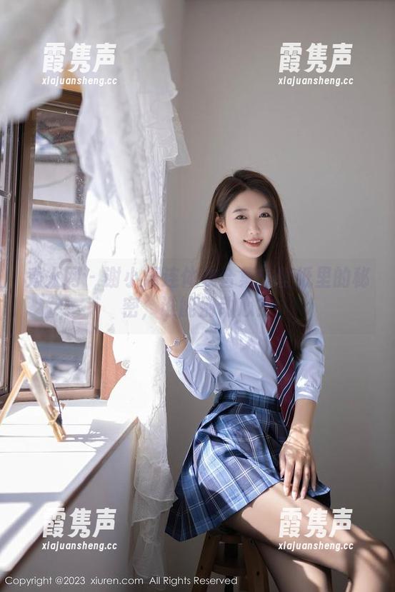 秀人网-谢小蒽 秀人网 - 谢小蒽连体衣合集:壁纸里的秘密,谁能别动心?