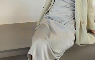 绮梦摄影 – 露露清纯美图：小心哦，心脏承受不起如此纯粹