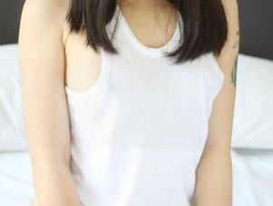 美媛馆 – 王馨瑶瑜伽写真：这一抹温柔，比我还想在床上的状态要强多了！