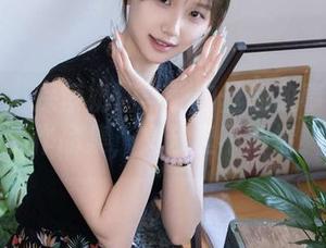 袜啵啵 – 探索奶油与薄肉丝的故事：精选作品集，文艺但不矫情