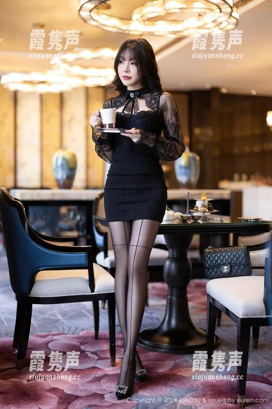 语画界-程程程 语画界 - 图集大放送:程程程的修女魅力,分享小姐姐的独特风格!