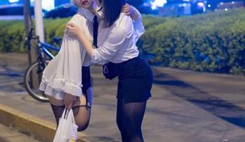 让超皮皮皮奶的白裙点亮你的画屏，神秘美图下载进行中！
