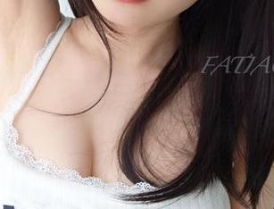 掩不住的魅力:迷之呆梨的2023年Fantia私拍作品