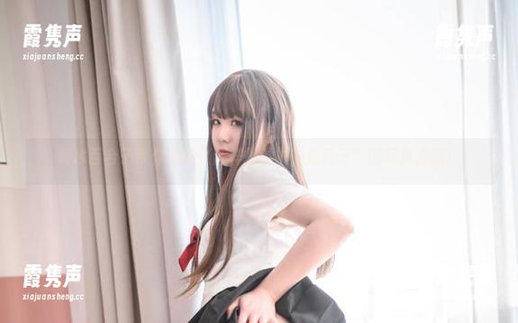 青水百合子带你领略“怎样把丝袜穿成段子”的写真精选！