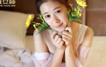 青豆客 – 一秒钟变身制服控：娜依灵儿的全集原图全面上线！